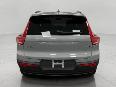 2026 Volvo XC40 B5 AWD Plus