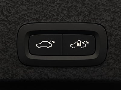 2026 Volvo XC40 B5 AWD Plus