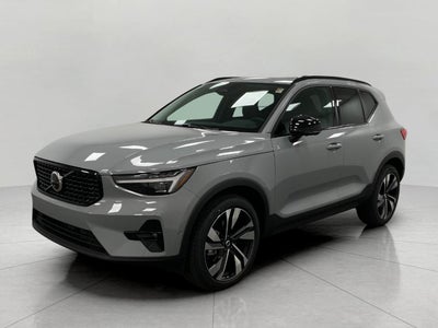 2026 Volvo XC40 B5 AWD Plus