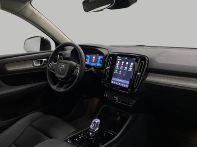 2026 Volvo XC40 B5 AWD Plus