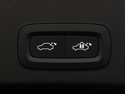 2026 Volvo XC40 B5 AWD Plus