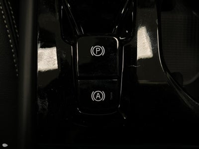 2026 Volvo XC40 B5 AWD Plus