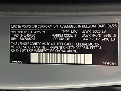 2026 Volvo XC40 B5 AWD Plus