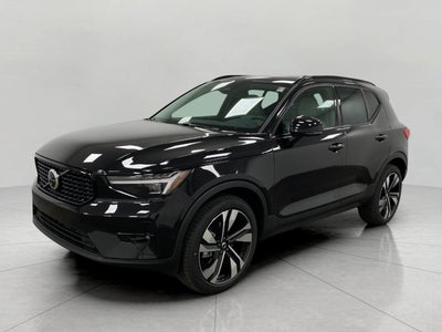 2026 Volvo XC40 B5 AWD Ultra