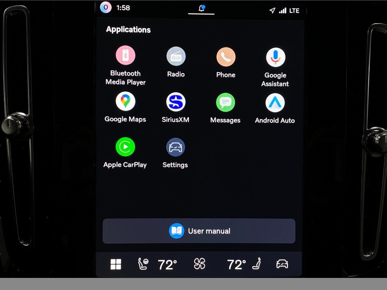 2026 Volvo XC40 B5 AWD Ultra