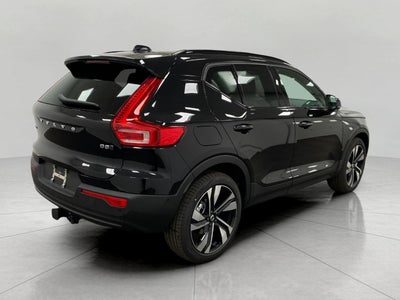 2026 Volvo XC40 B5 AWD Ultra