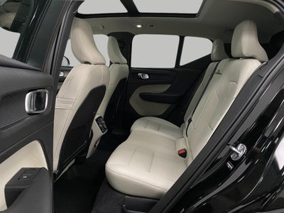 2026 Volvo XC40 B5 AWD Ultra