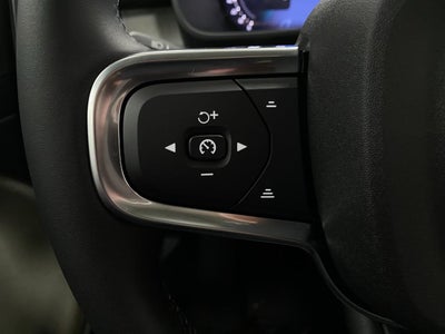 2026 Volvo XC40 B5 AWD Ultra