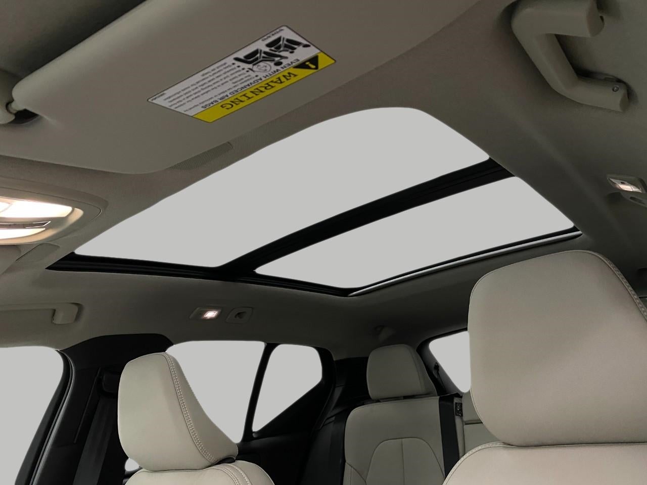 2026 Volvo XC40 B5 AWD Ultra