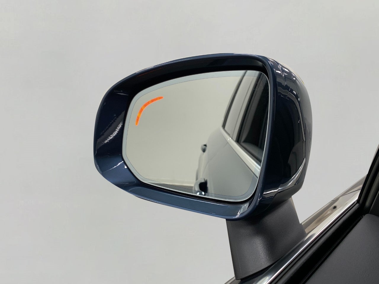 2026 Volvo XC90 B5 AWD Plus 7-Seater