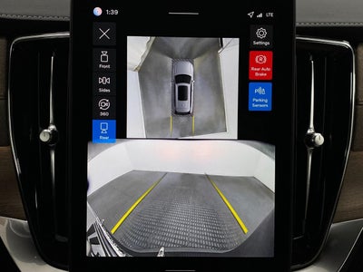 2026 Volvo XC90 B5 AWD Plus 7-Seater