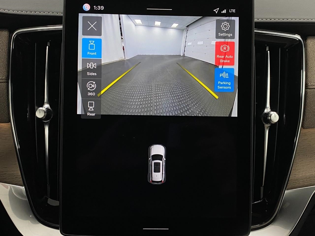 2026 Volvo XC90 B5 AWD Plus 7-Seater