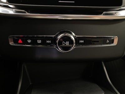 2026 Volvo XC90 B5 AWD Plus 7-Seater