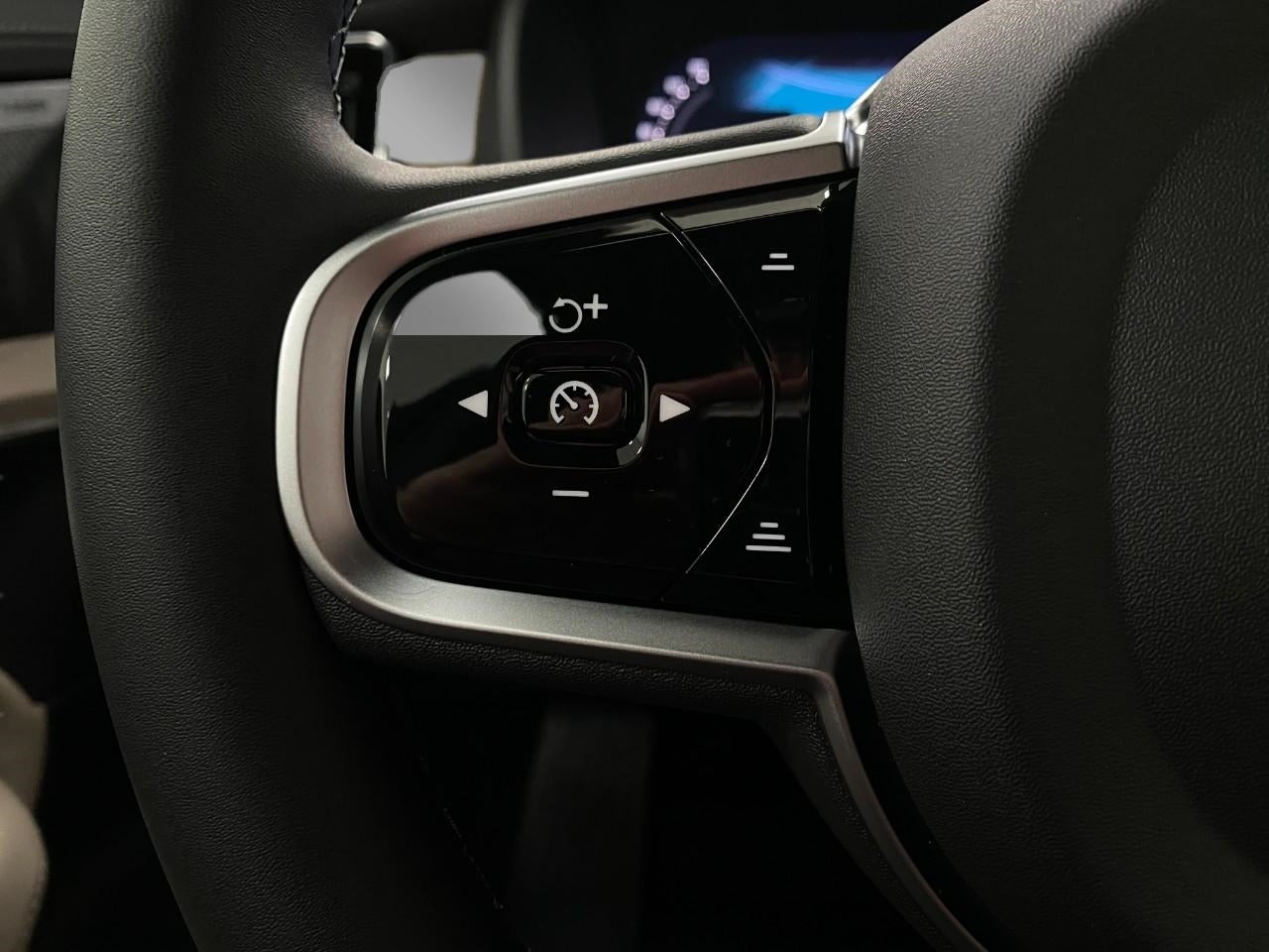 2026 Volvo XC90 B5 AWD Plus 7-Seater