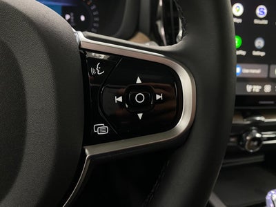 2026 Volvo XC60 B5 AWD Plus