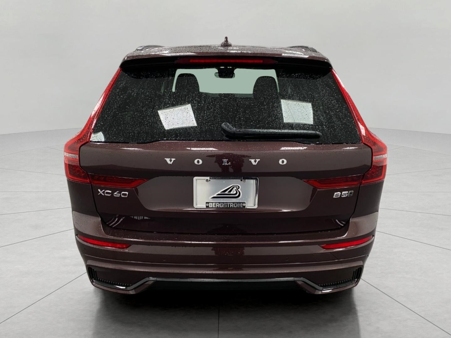 2026 Volvo XC60 B5 AWD Plus