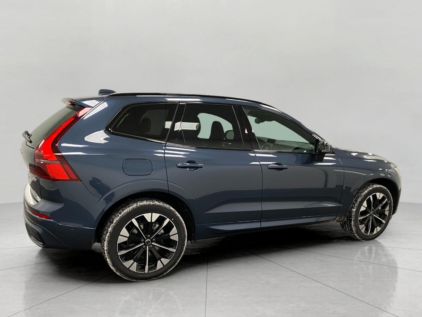 2026 Volvo XC60 B5 AWD Plus