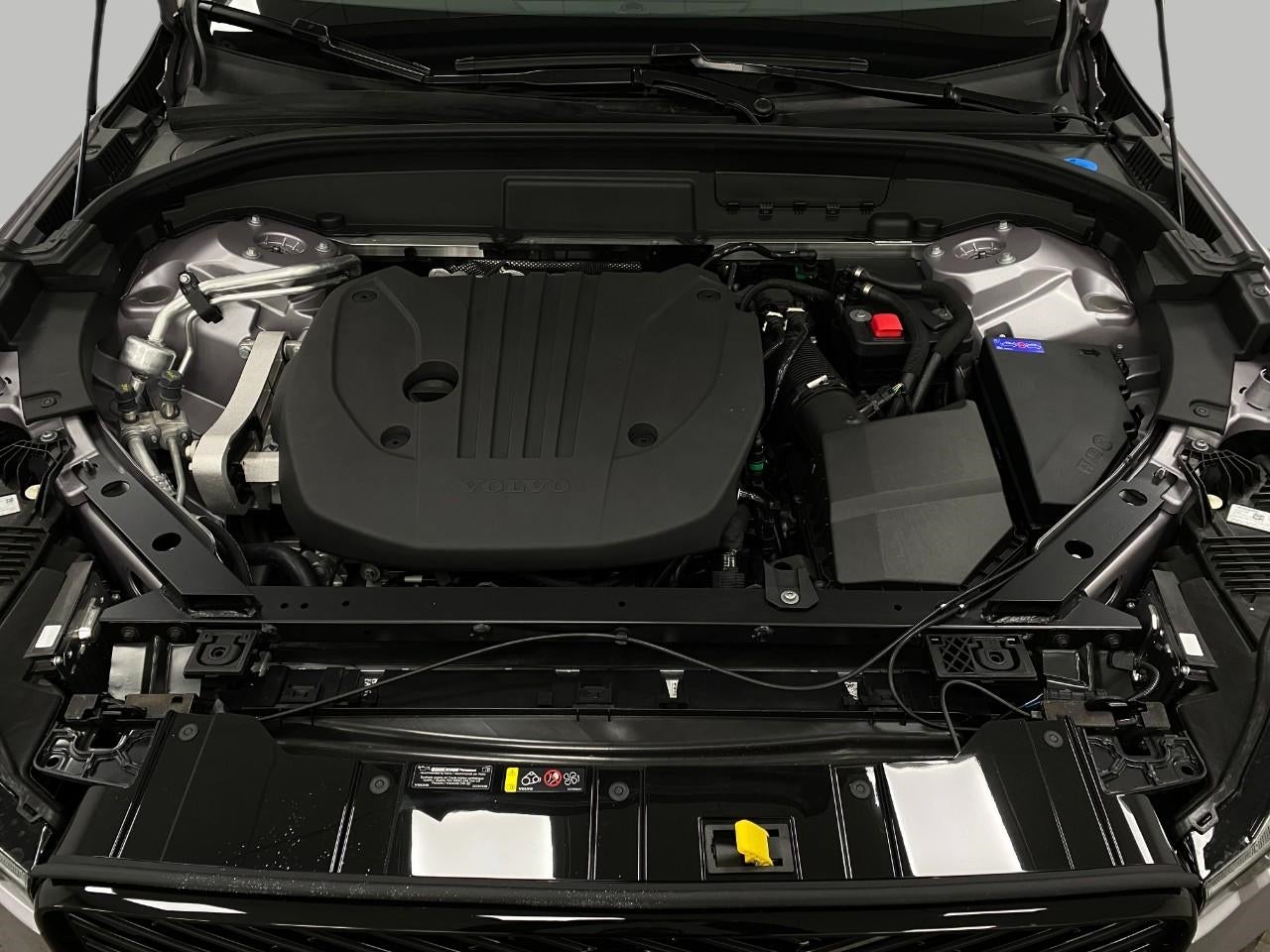 2026 Volvo XC60 B5 AWD Plus