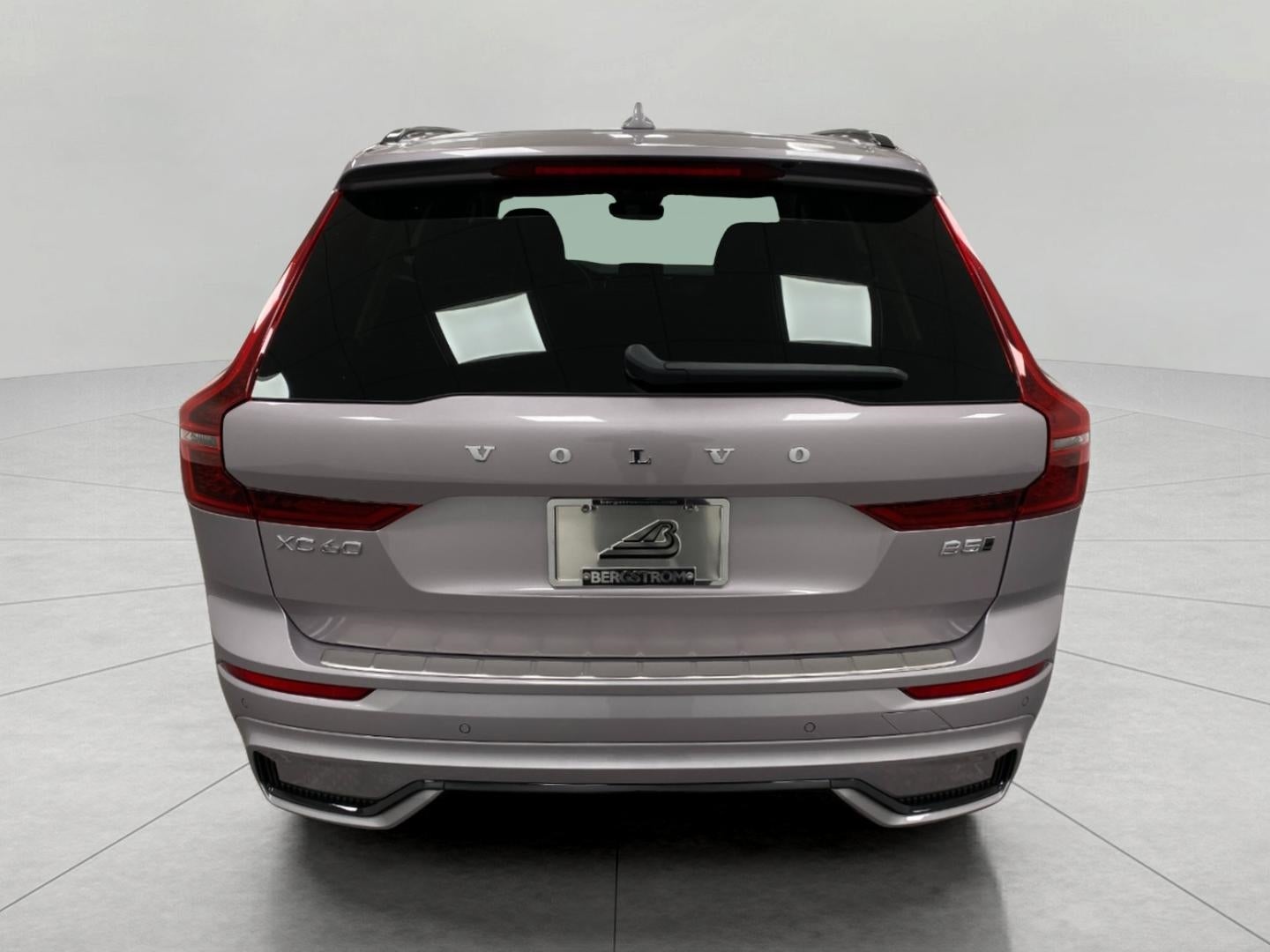 2026 Volvo XC60 B5 AWD Plus