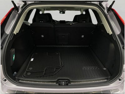 2026 Volvo XC60 B5 AWD Plus