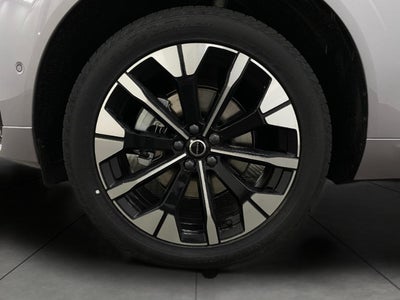 2026 Volvo XC60 B5 AWD Plus