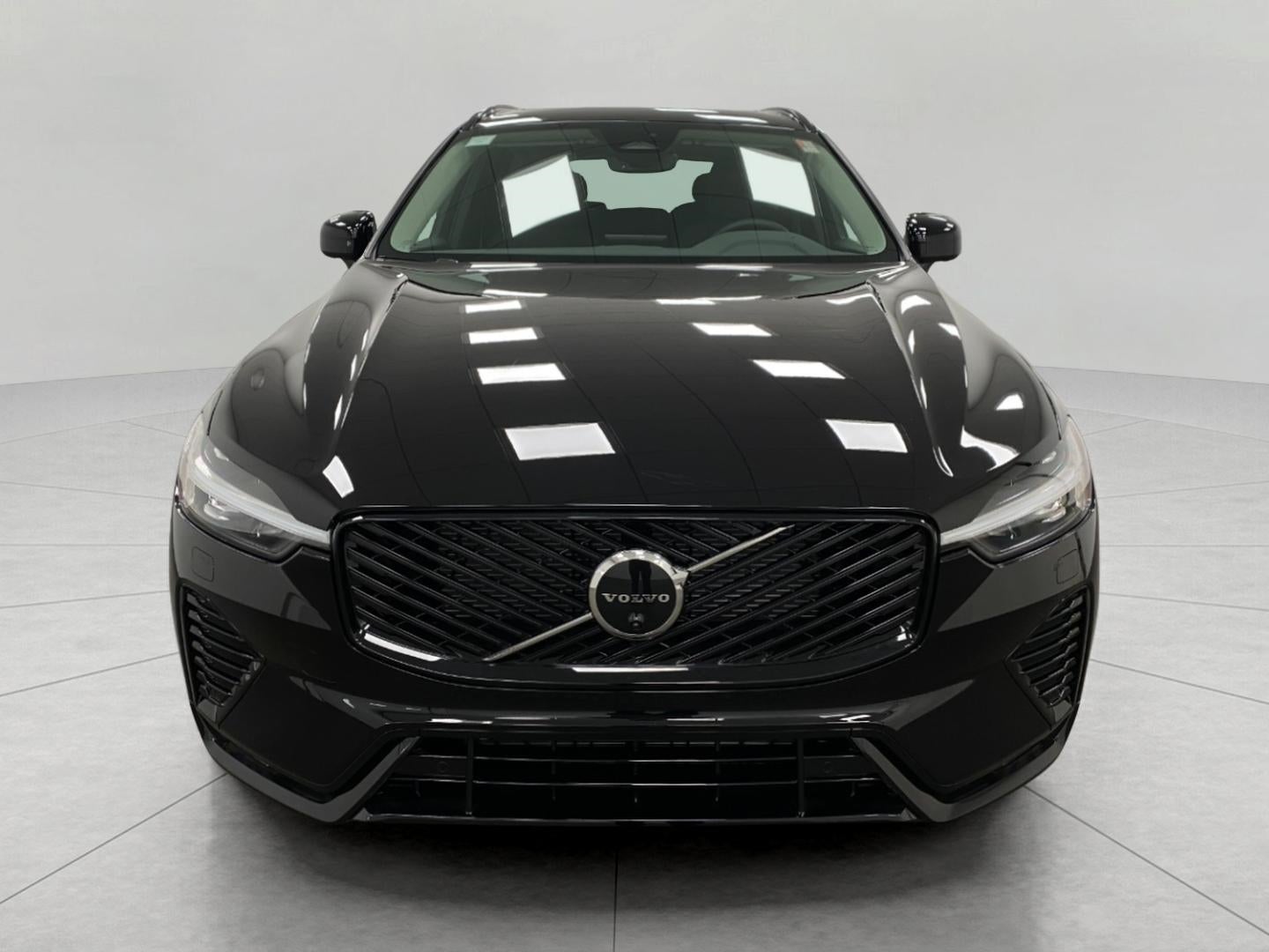 2026 Volvo XC60 B5 AWD Plus