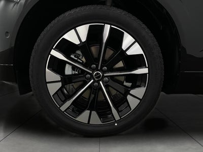 2026 Volvo XC60 B5 AWD Plus