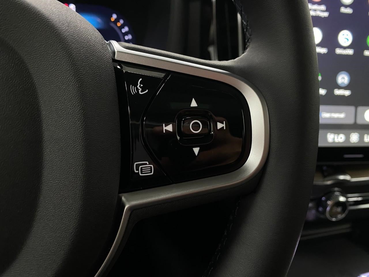 2026 Volvo XC60 B5 AWD Plus