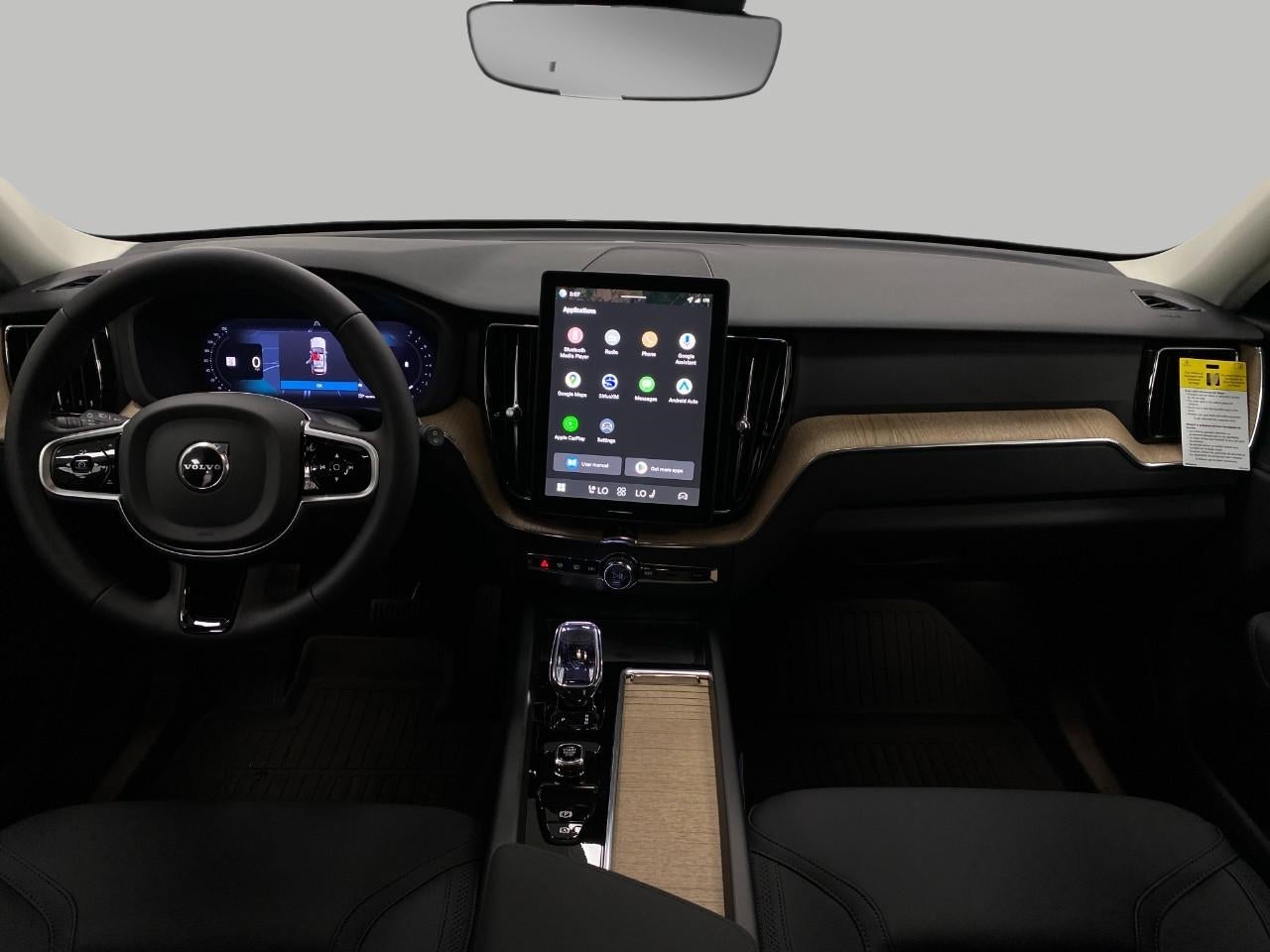 2026 Volvo XC60 B5 AWD Plus