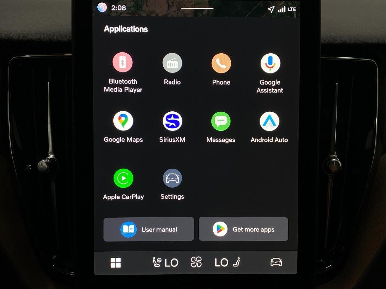 2026 Volvo XC60 B5 AWD Plus