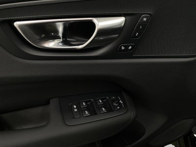 2026 Volvo XC60 B5 AWD Plus