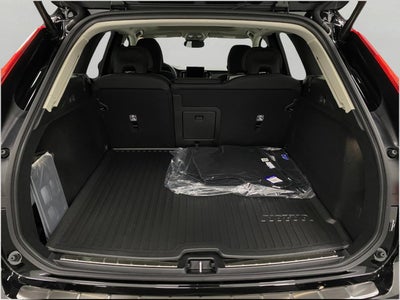 2026 Volvo XC60 B5 AWD Plus