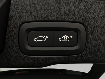 2026 Volvo XC60 B5 AWD Plus