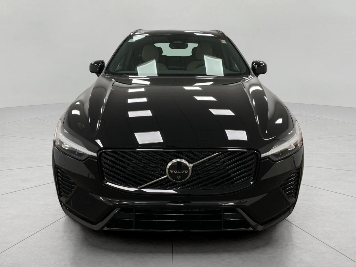 2026 Volvo XC60 B5 AWD Plus