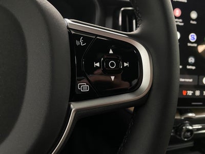 2026 Volvo XC60 B5 AWD Plus