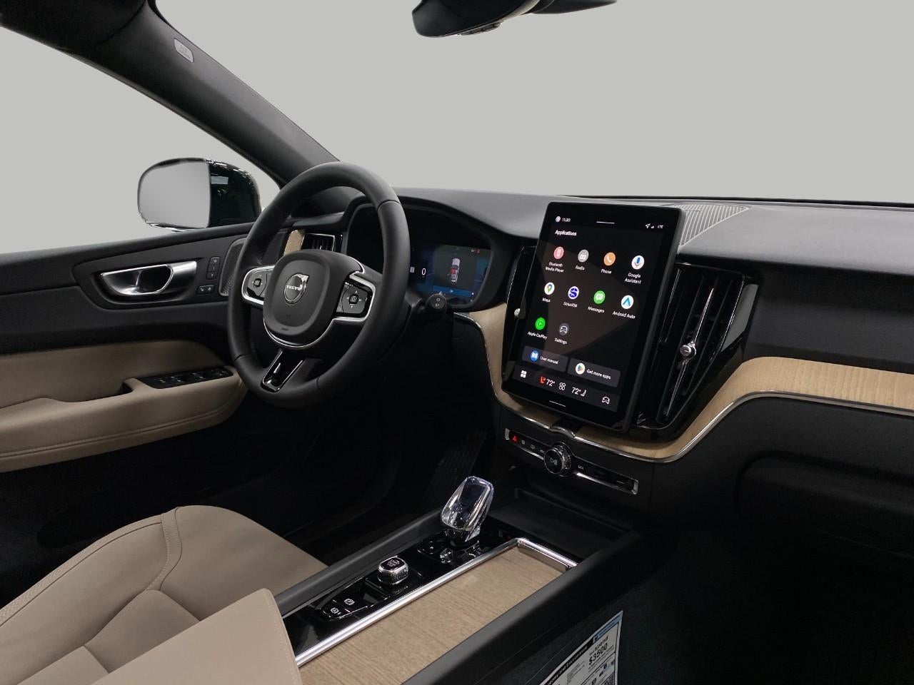 2026 Volvo XC60 B5 AWD Plus