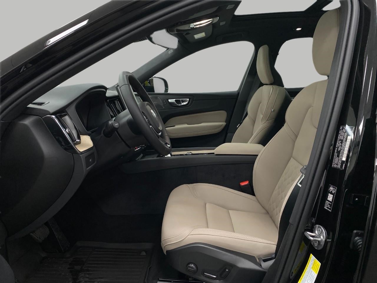 2026 Volvo XC60 B5 AWD Plus