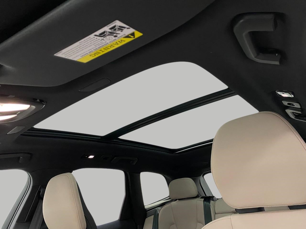 2026 Volvo XC60 B5 AWD Plus