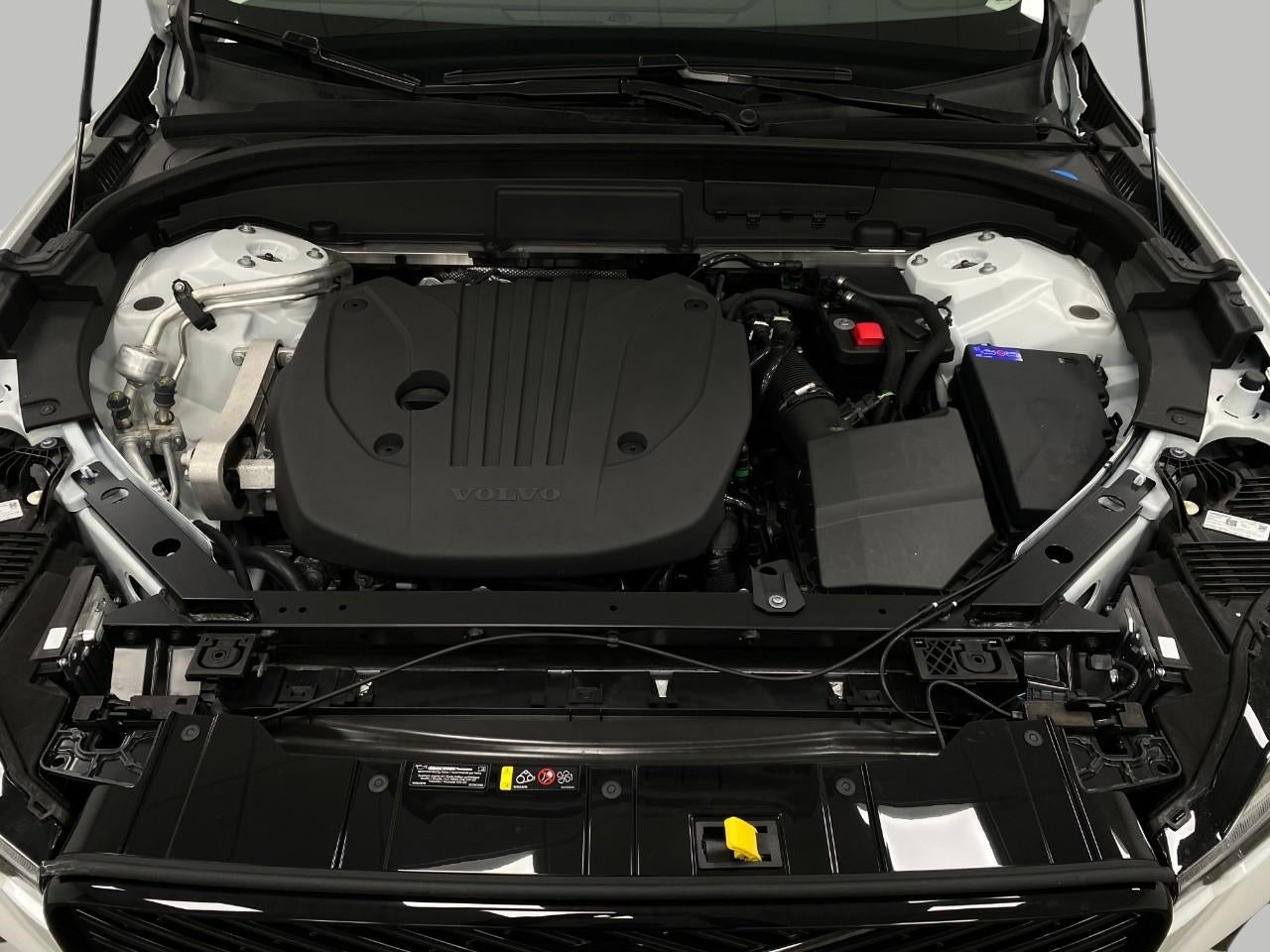 2026 Volvo XC60 B5 AWD Plus