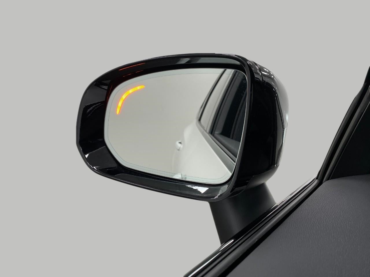 2026 Volvo XC60 B5 AWD Plus