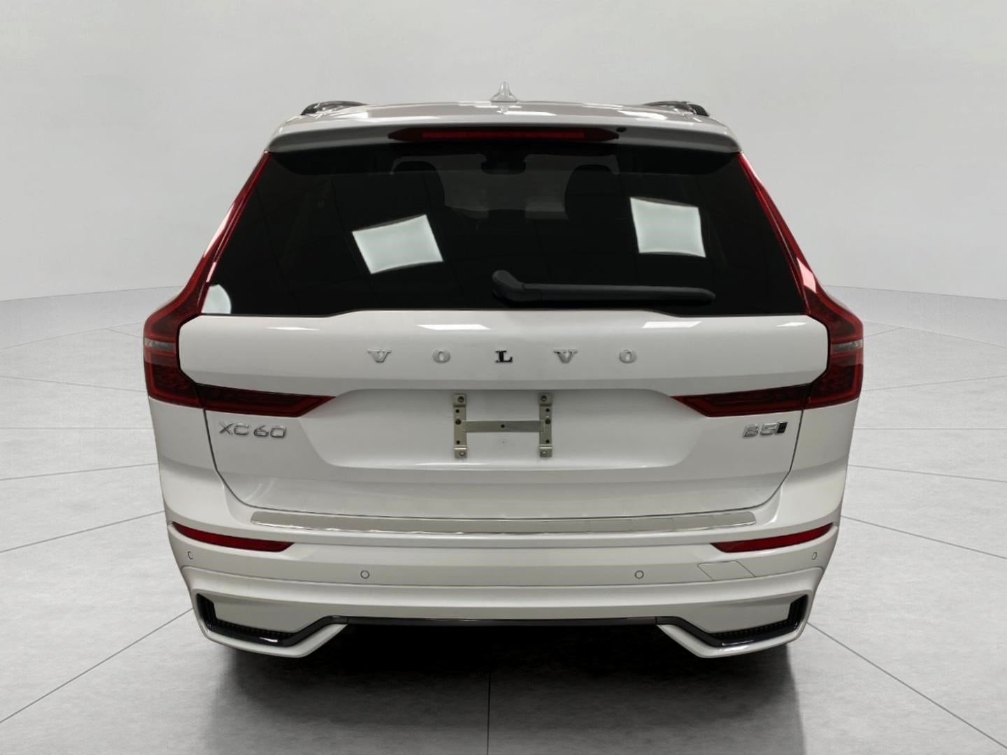 2026 Volvo XC60 B5 AWD Plus