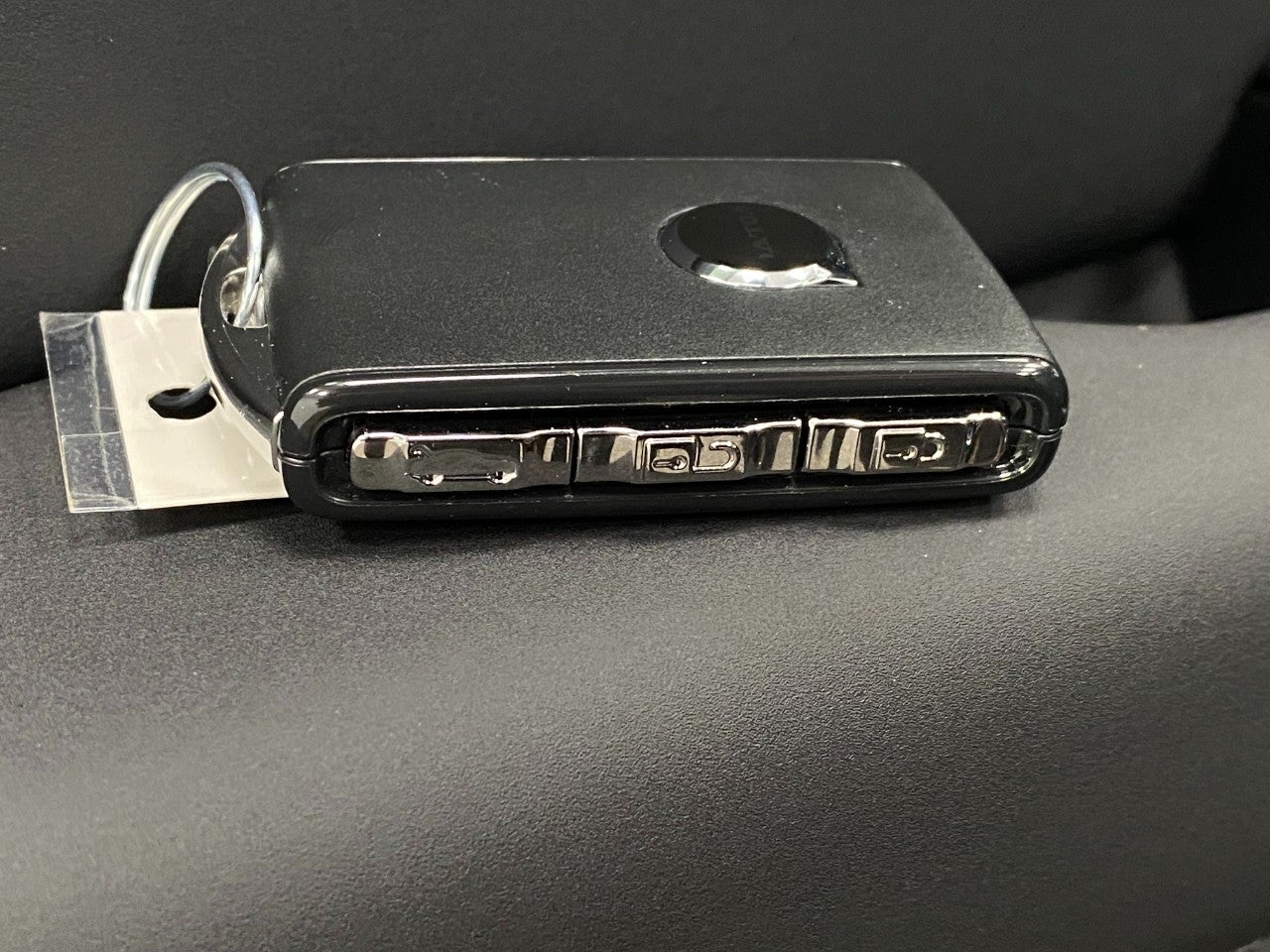 2026 Volvo XC60 B5 AWD Ultra Black Edition