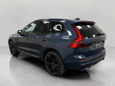 2026 Volvo XC60 B5 AWD Ultra Black Edition