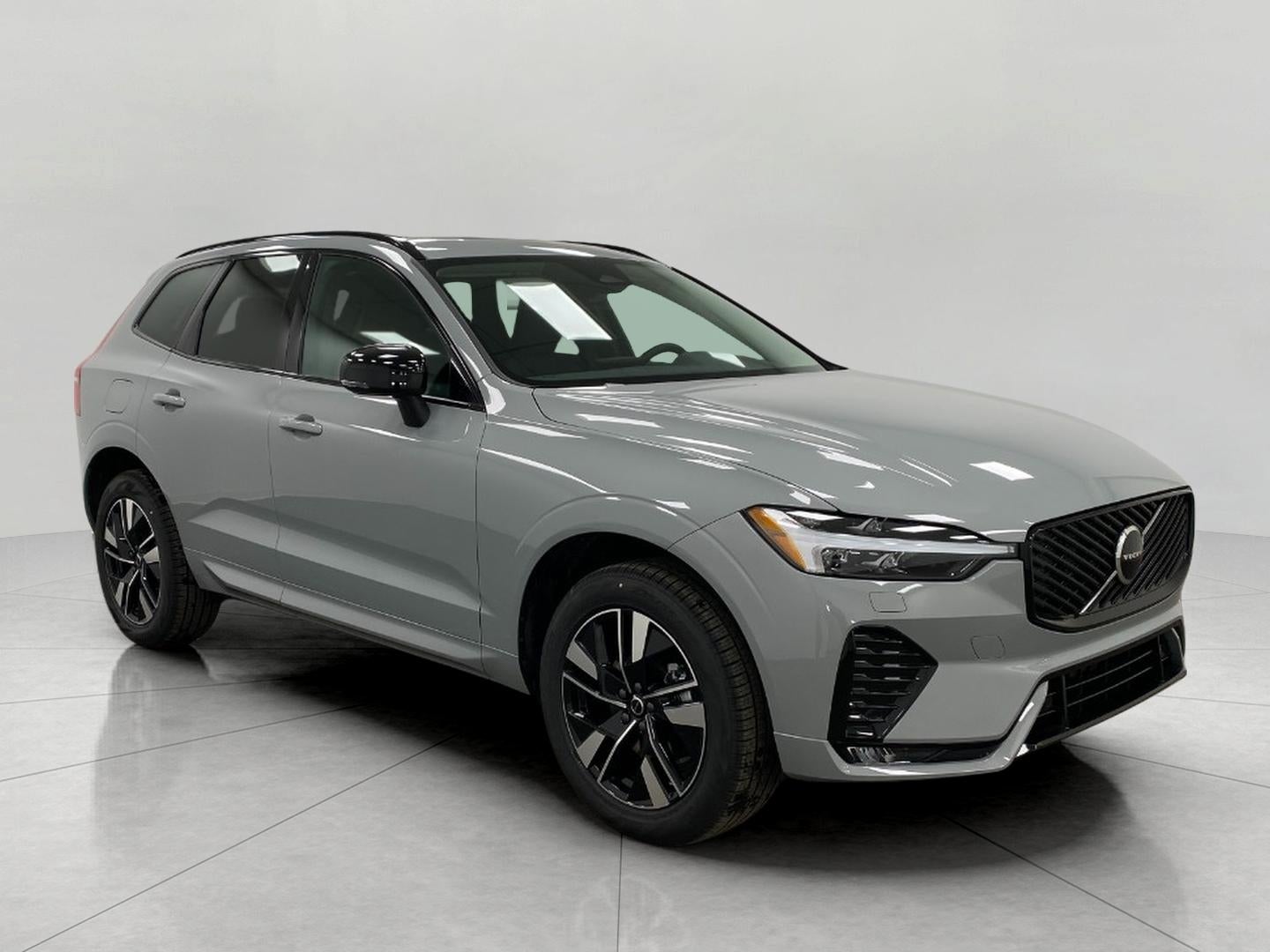 2026 Volvo XC60 B5 AWD Core