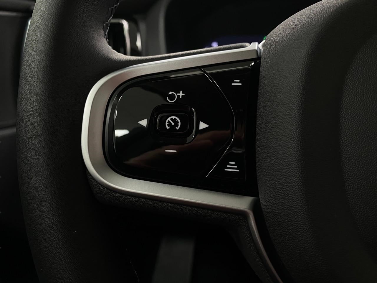 2026 Volvo XC60 B5 AWD Core