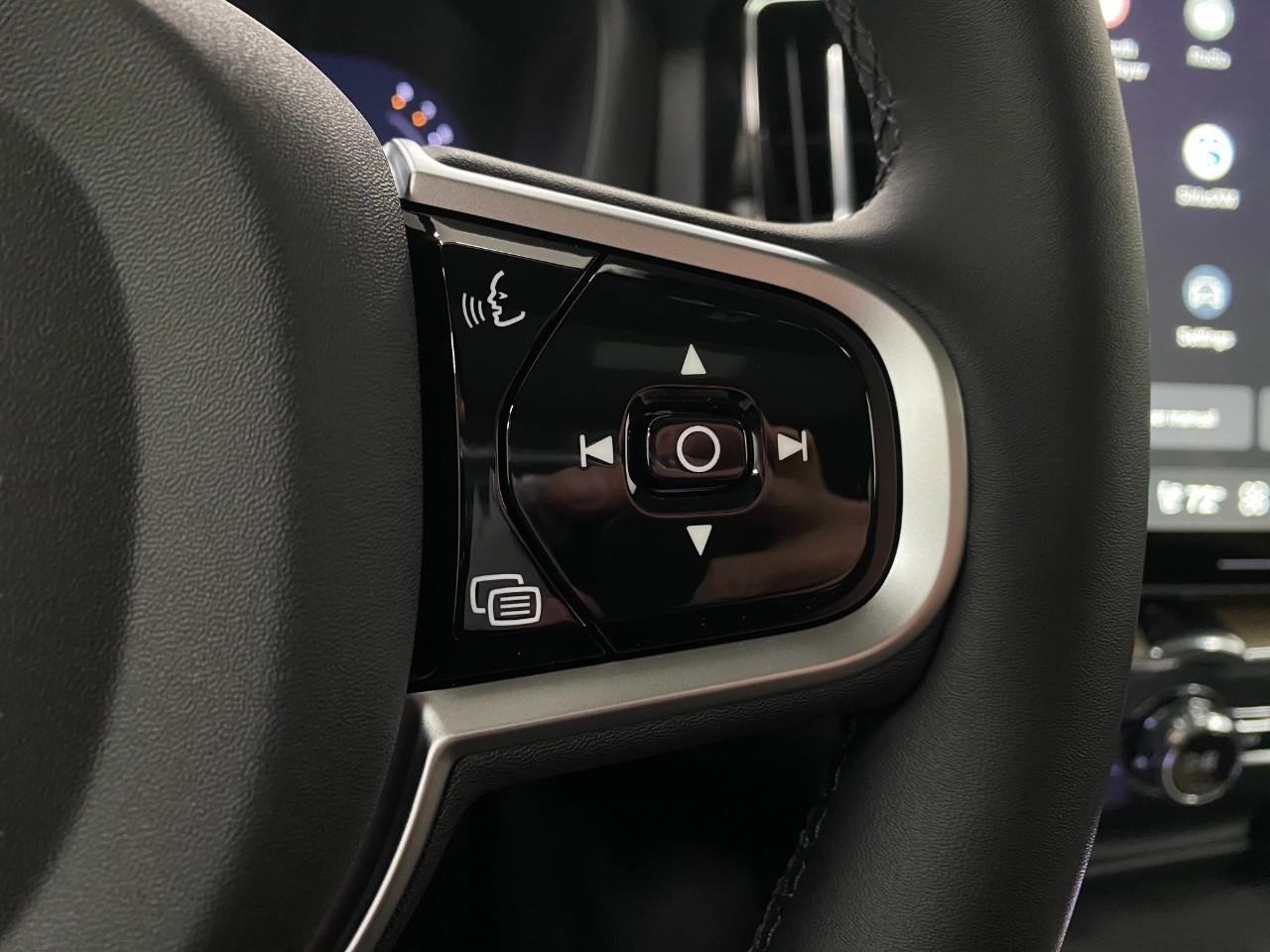 2026 Volvo XC60 B5 AWD Core