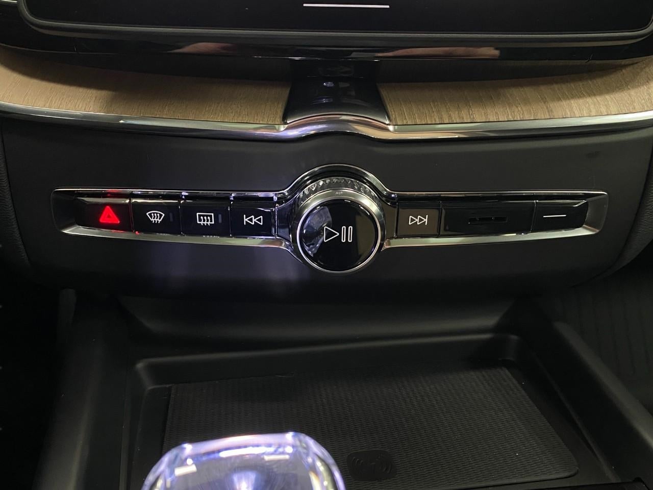 2026 Volvo XC60 B5 AWD Core