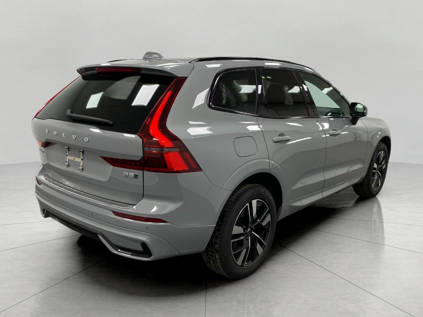 2026 Volvo XC60 B5 AWD Core