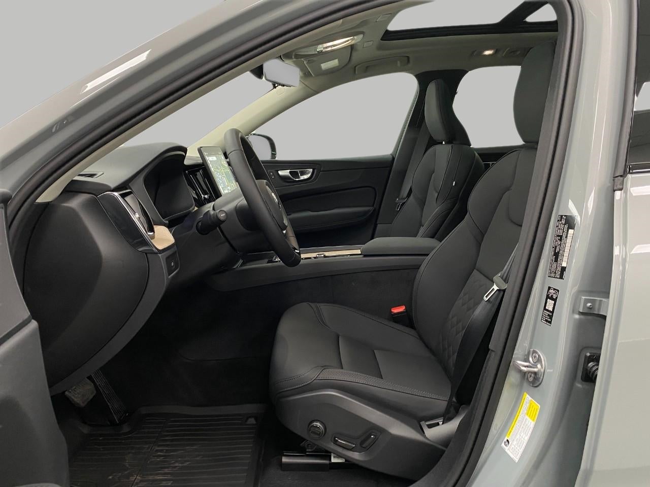 2026 Volvo XC60 B5 AWD Core