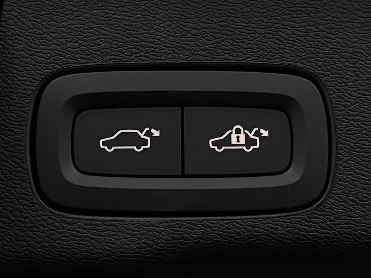 2026 Volvo XC60 B5 AWD Core